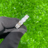 Diamond band 10k Solid Gold