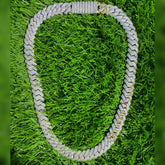 18MM Premium diamond iced out Cuban Link Chain for men