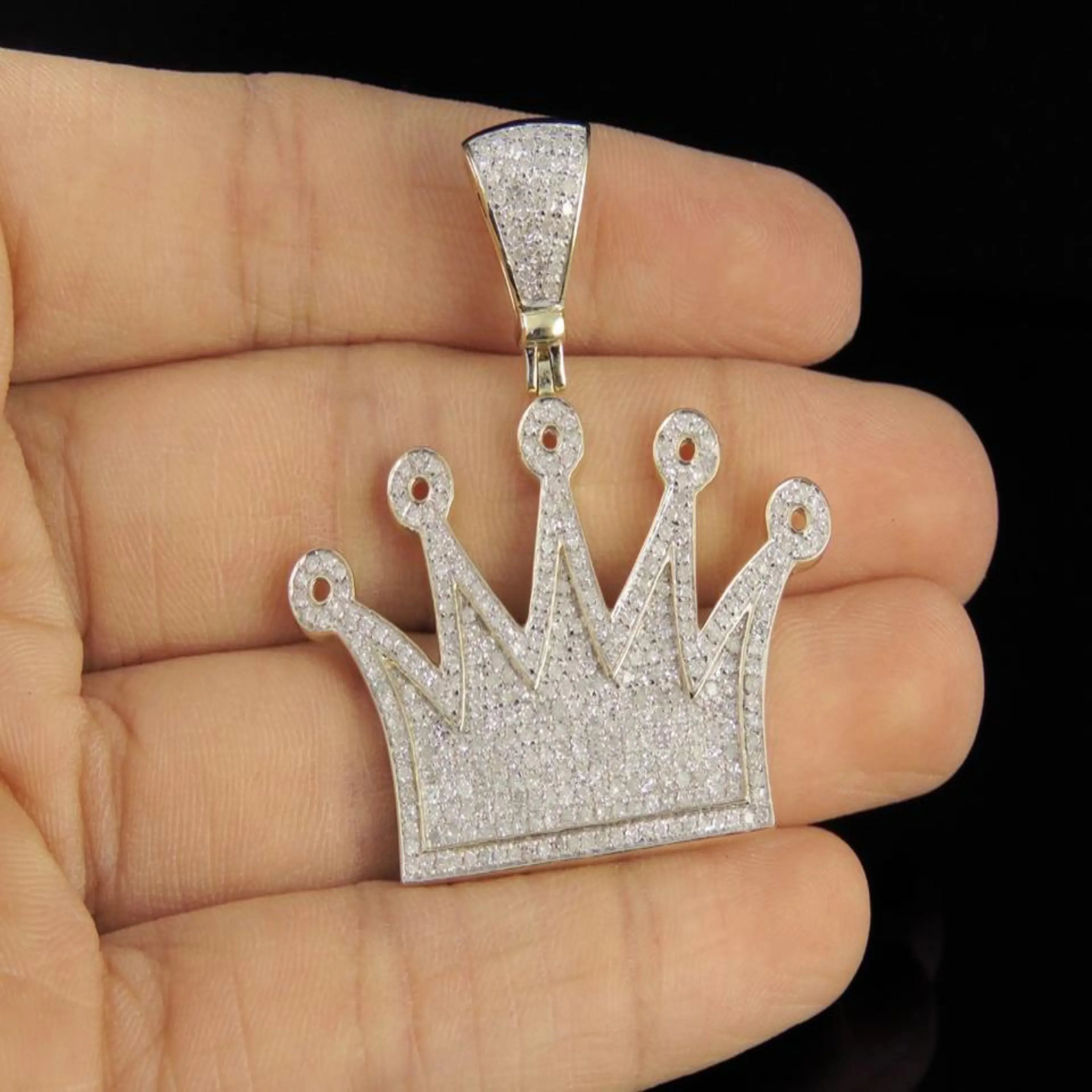 14K solid Gold Round Crown Diamond Pendant - 2.61 CTW