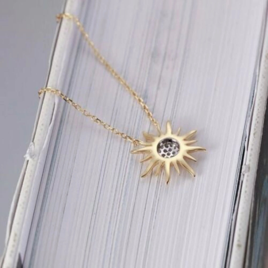 Sunrise 14K Gold Natural VS Diamond Pendant - 0.32 CTW