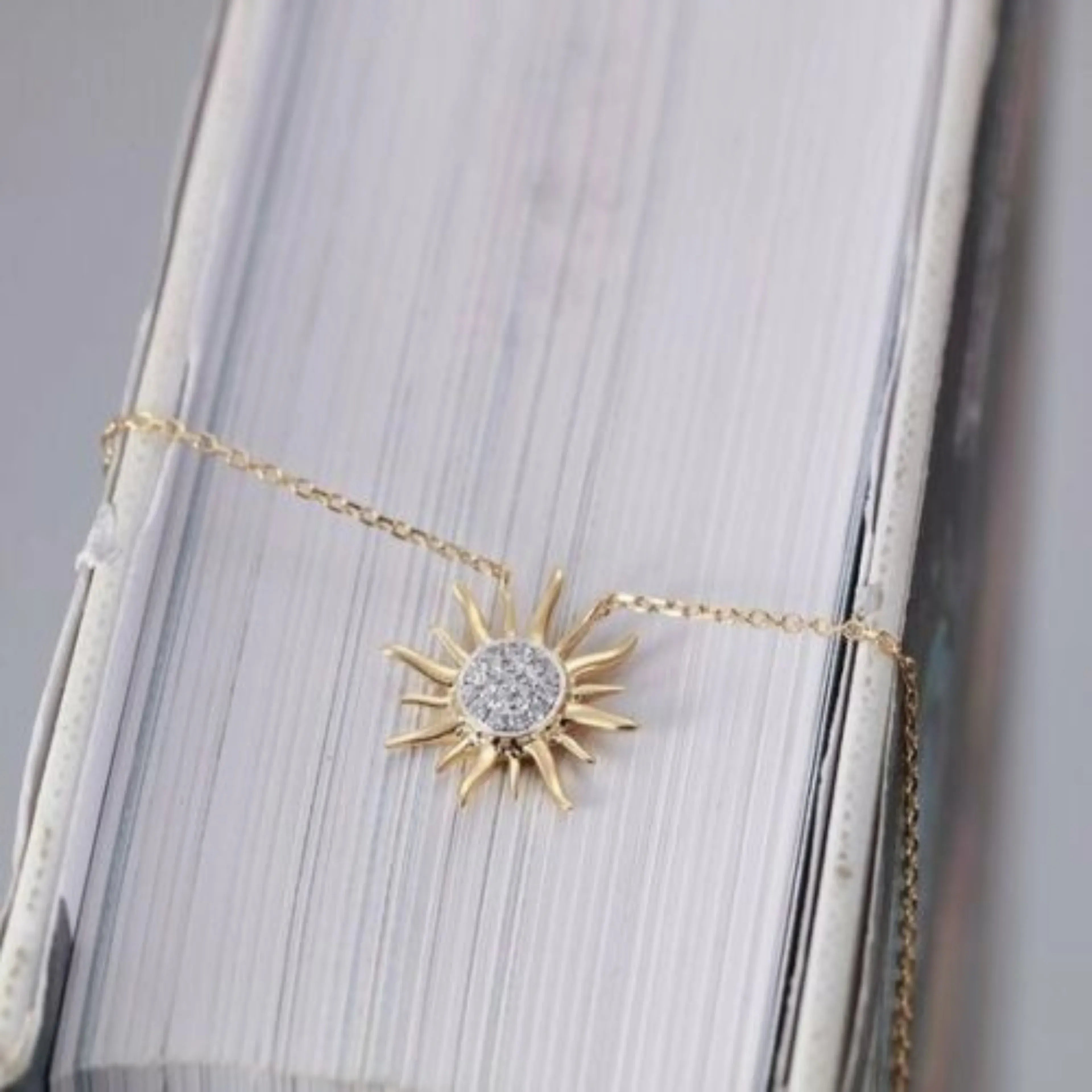 Sunrise 14K Gold Natural VS Diamond Pendant - 0.32 CTW