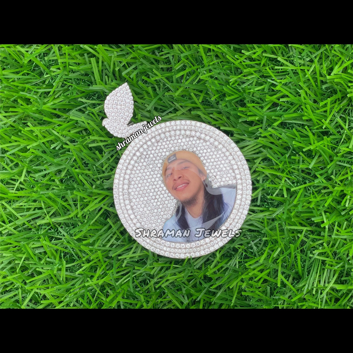 Personalized Photo Round Hip Hop Diamond Pendant - 11.46 CTW