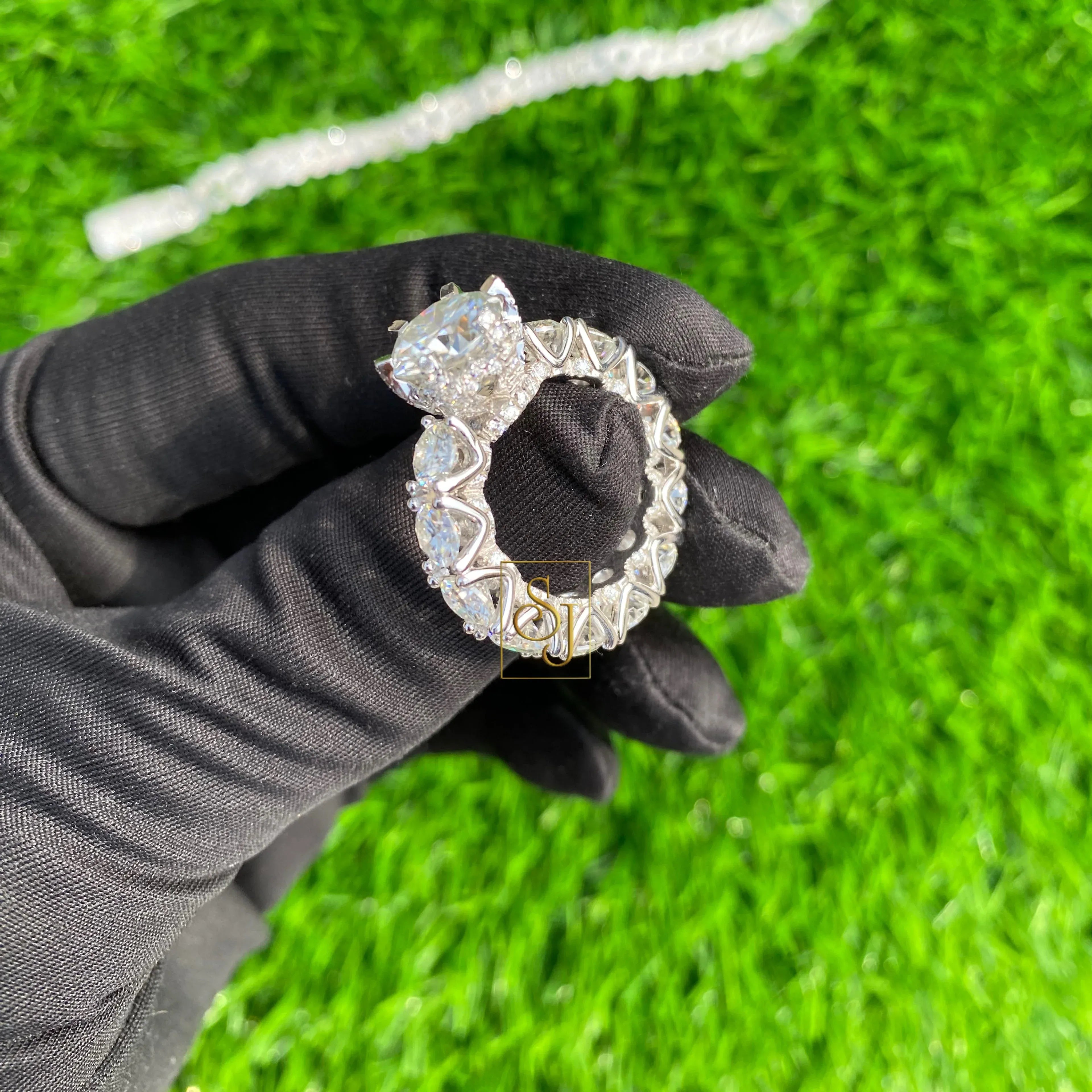 Diamond band 14k Solid Gold