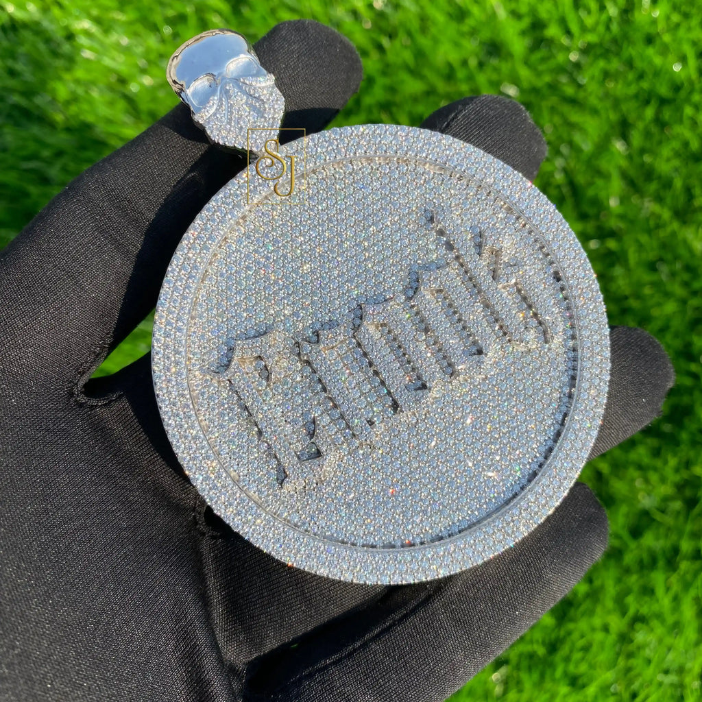 Custom Hip Hop Diamond Pendant Round - 16.6 CTW