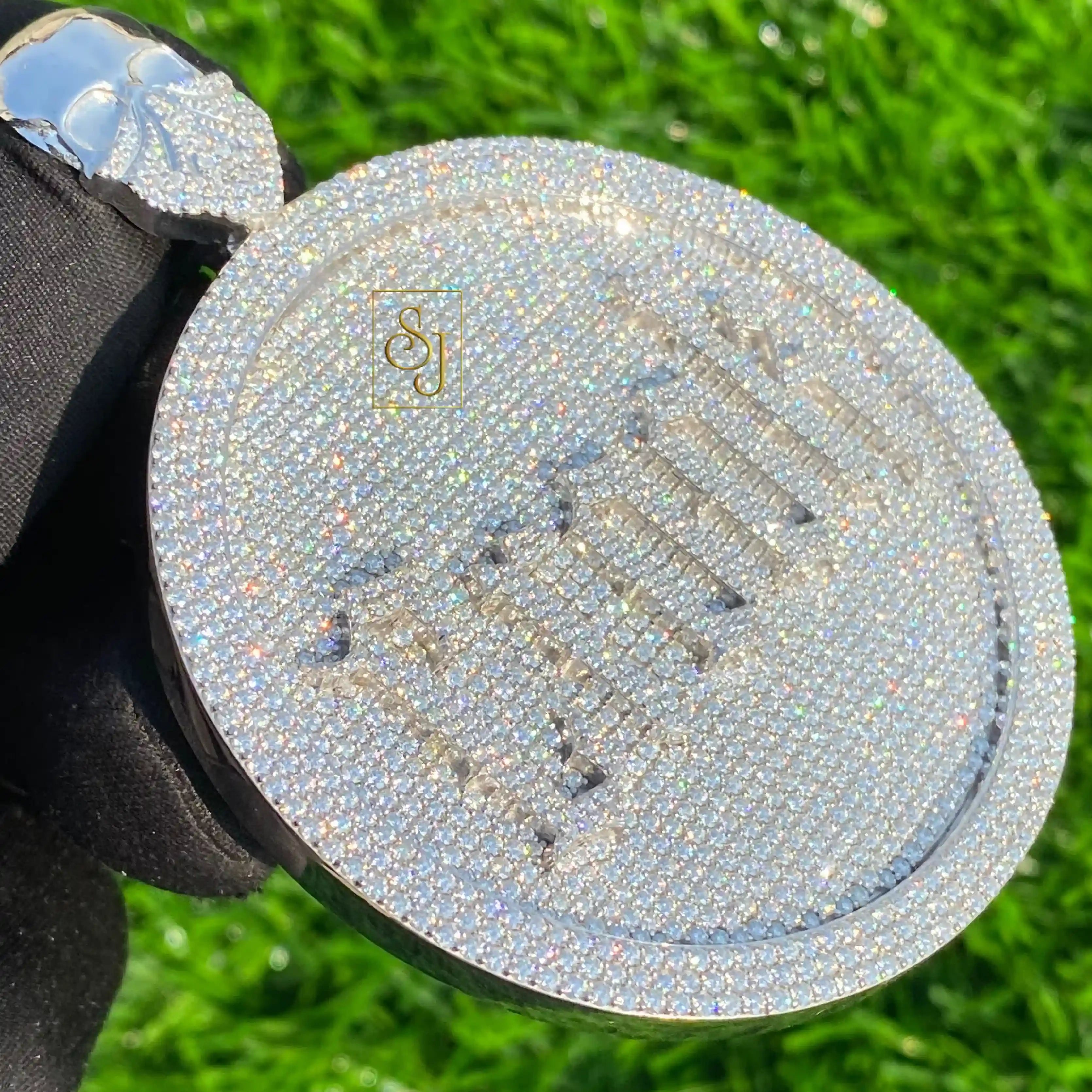 Custom Hip Hop Diamond Pendant Round - 16.6 CTW