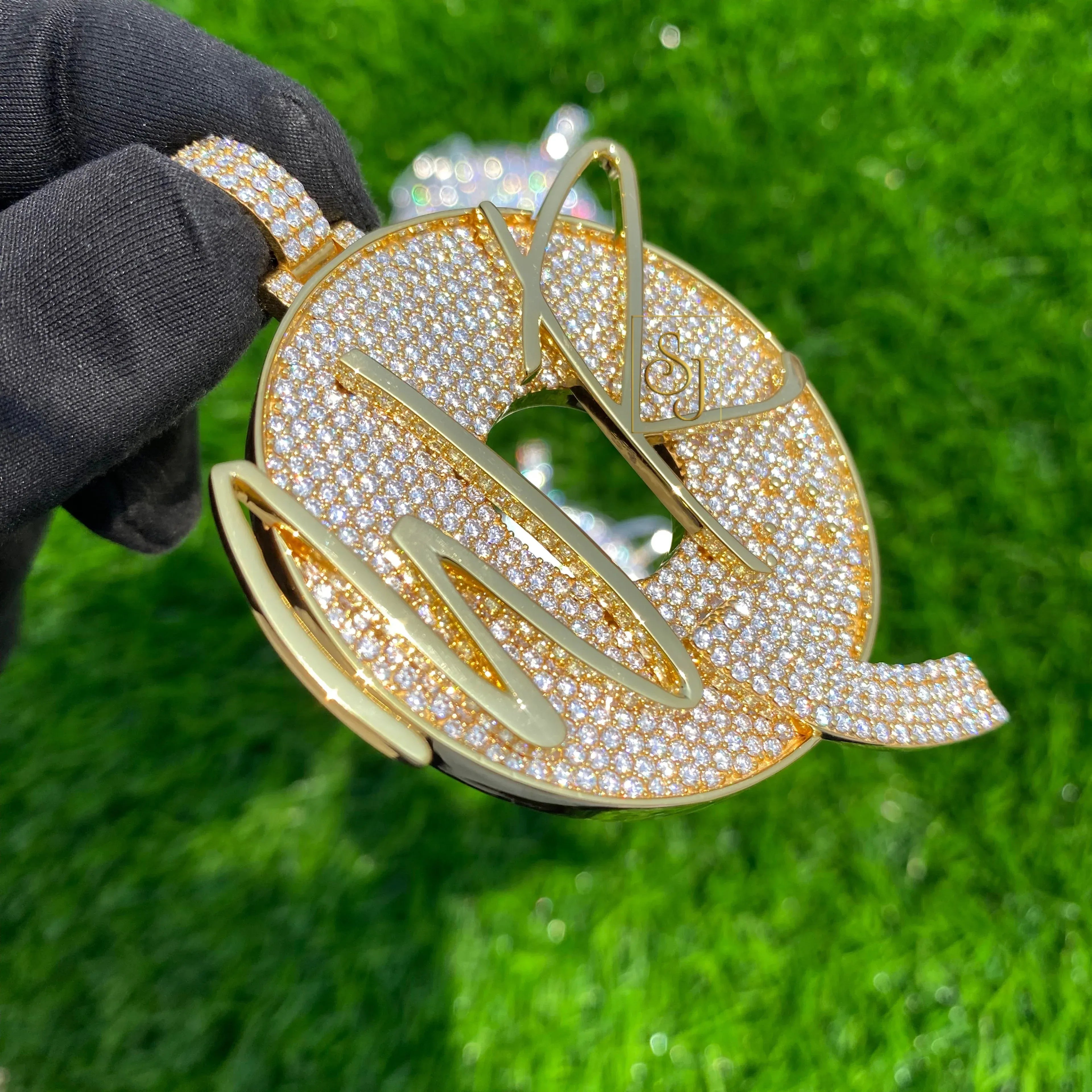 Premium Custom WR letter vvs Round icy Pendant - 13.93 CTW