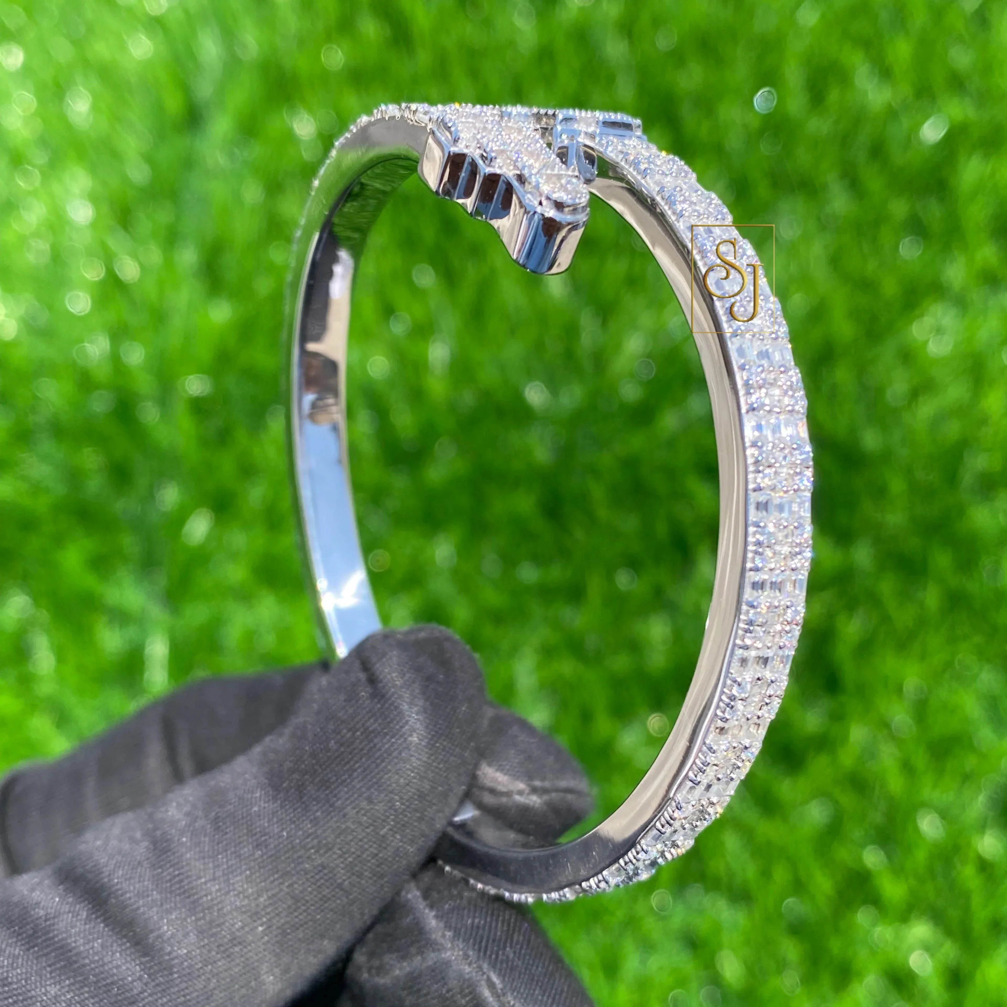Men's Baguette VVS Diamond Cuban Link Bracelet
