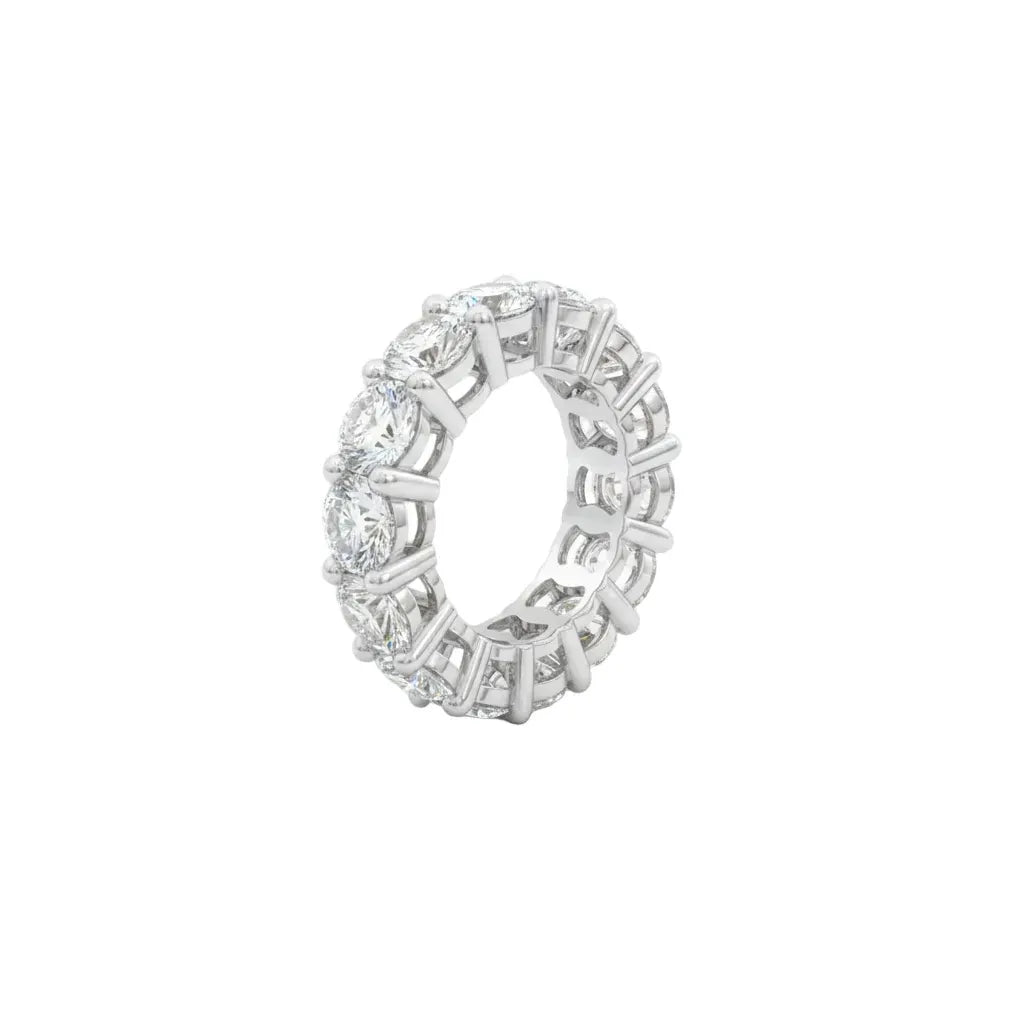 Diamond band 10k Solid Gold