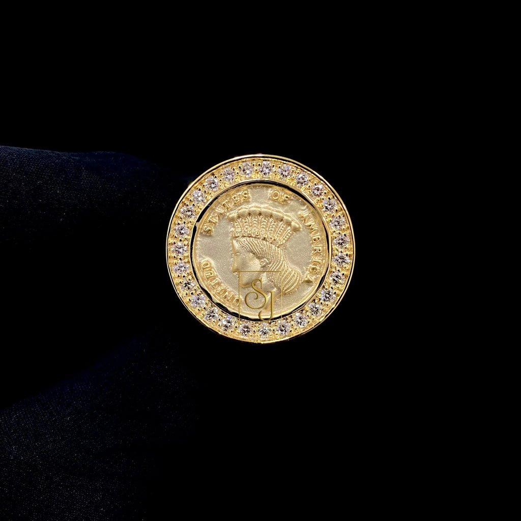 10k solid Gold Queen Statement Ring