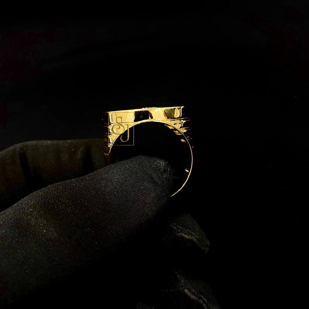 10k solid Gold Queen Statement Ring