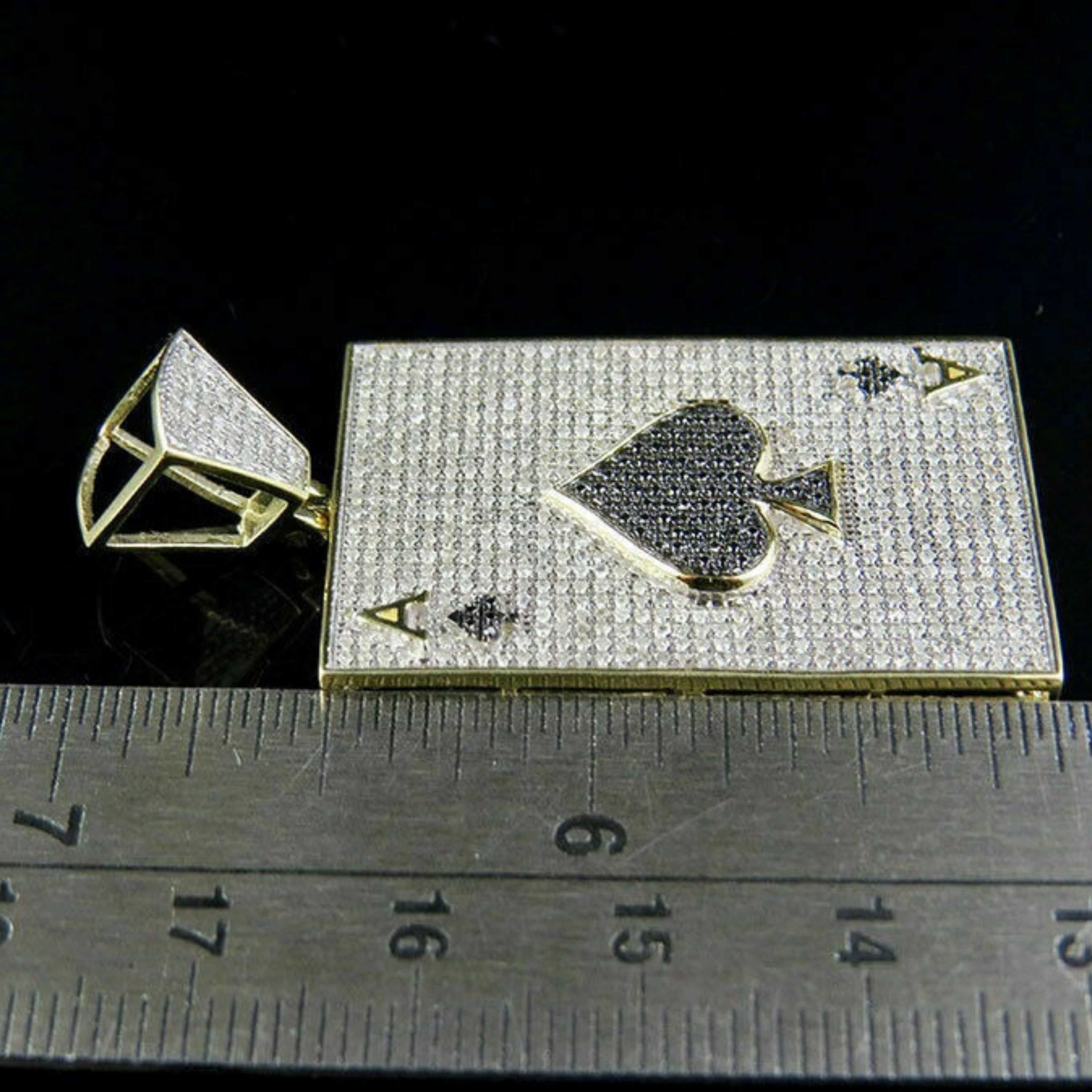 Spade Playing Card Diamond pendant 14k Solid Gold - 2.84 CTW
