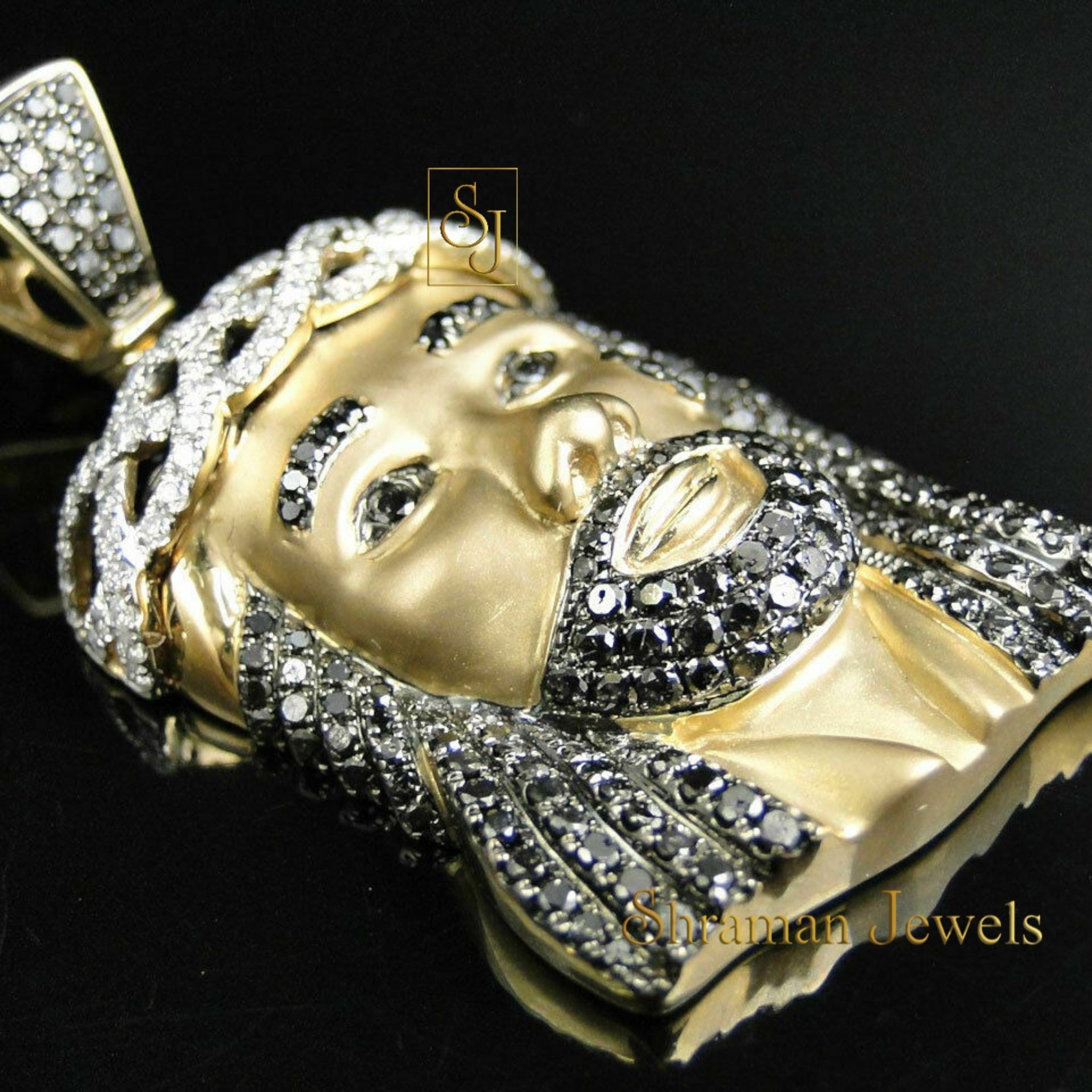 Exclusive VVS Diamond Jesus Head Pendant Religious Jewelry for Men - 1.1 CTW