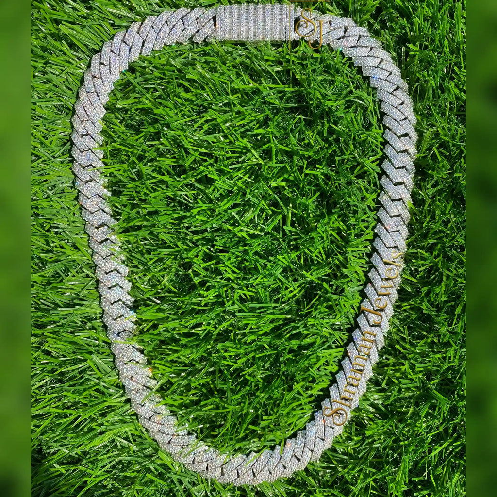 18MM Premium diamond iced out Cuban Link Chain for men
