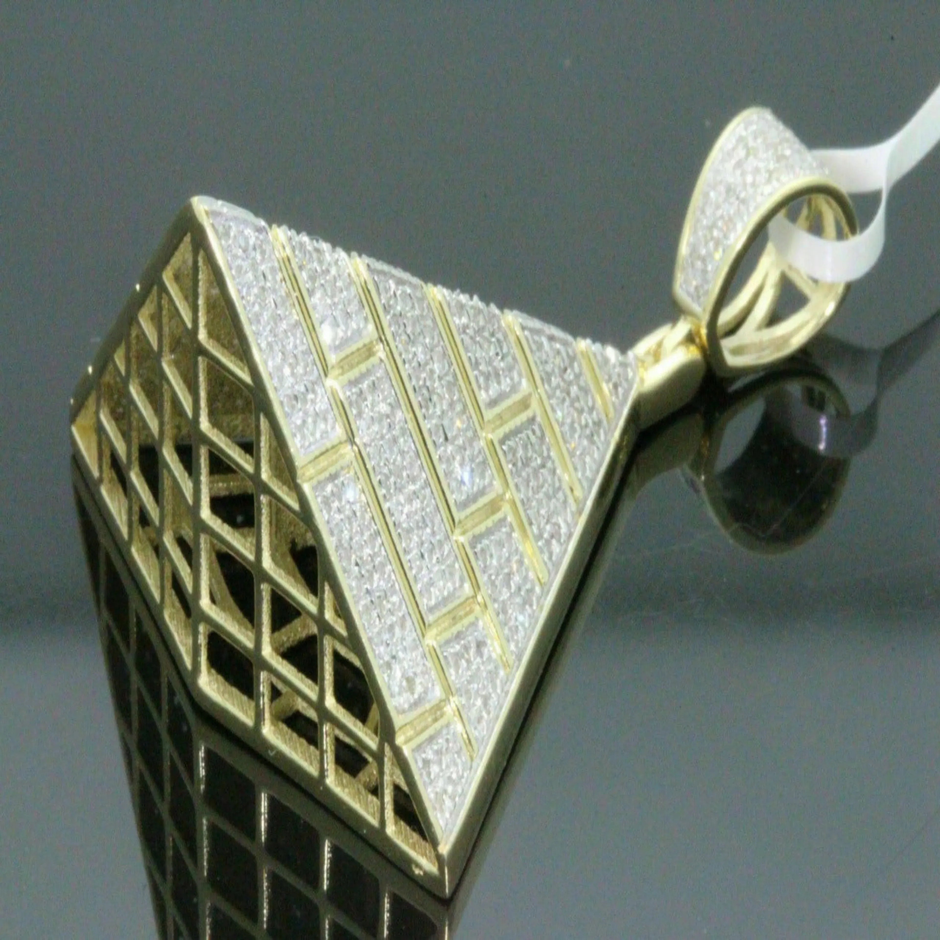 Egyptian pyramid 10K solid gold diamond pendant - 2.96 CTW