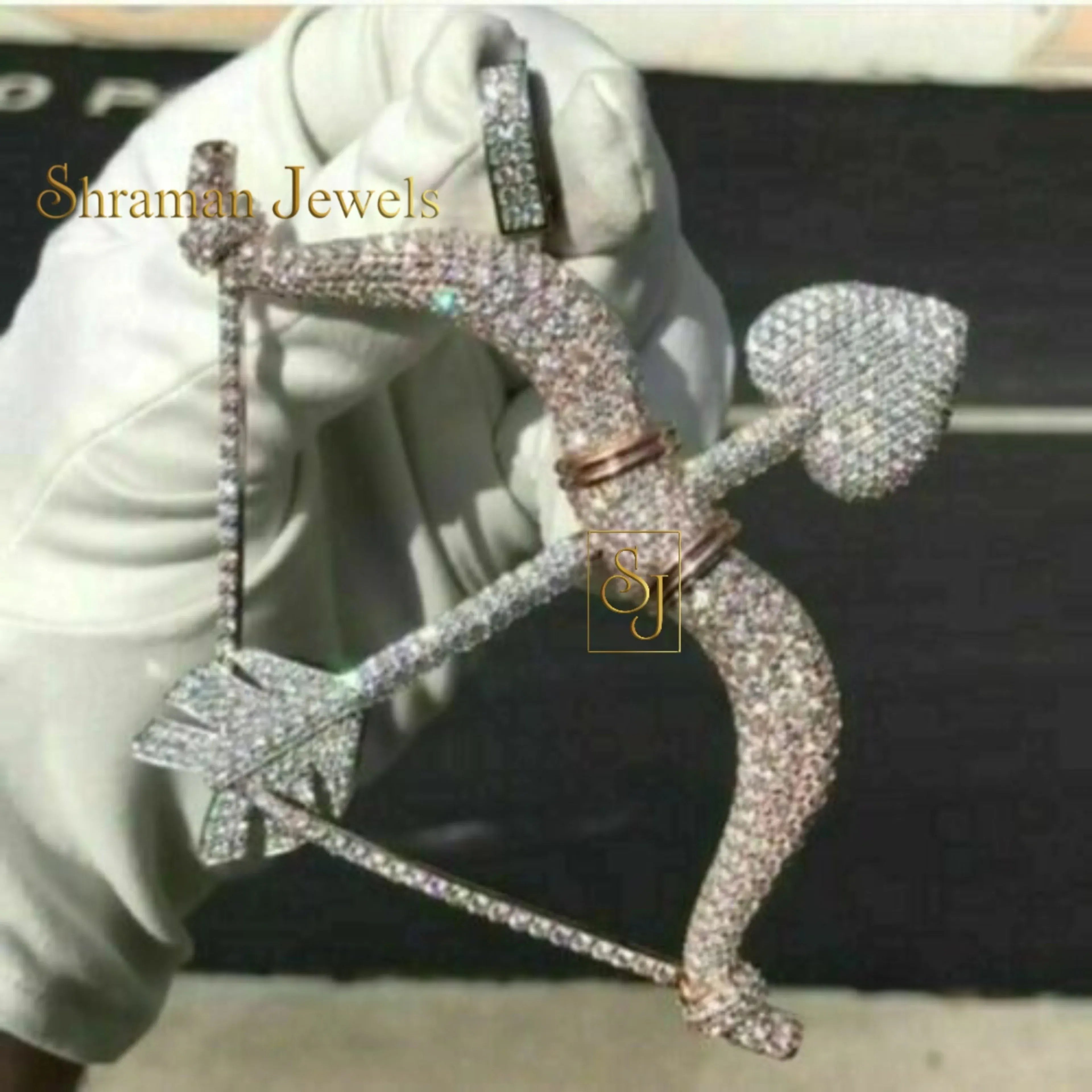 Cupid love arrow diamond Pendant 14K solid gold - 3.19 CTW