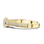 E Color VVS Round Diamond Pavé Set Wedding Band