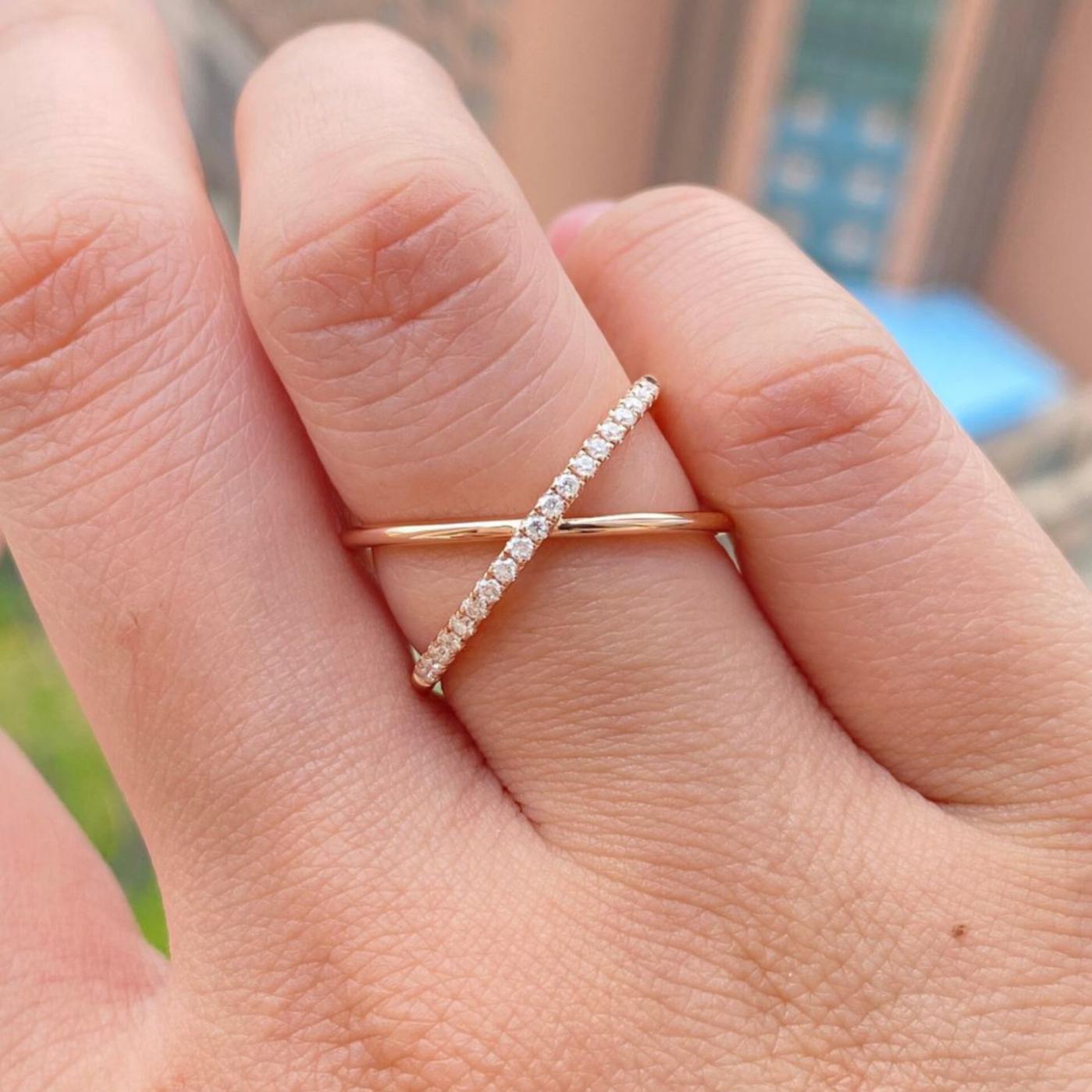 Women's Dainty Diamond Ring