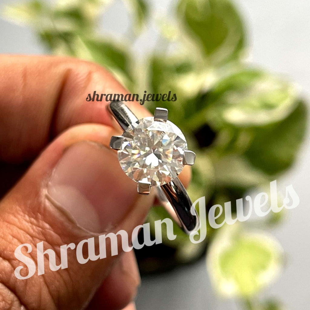 Women's Solitaire Diamond Ring