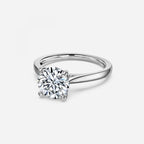 Round Cut Diamond Engagement Ring