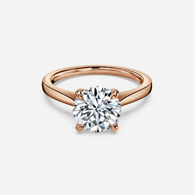 Round Cut Diamond Engagement Ring