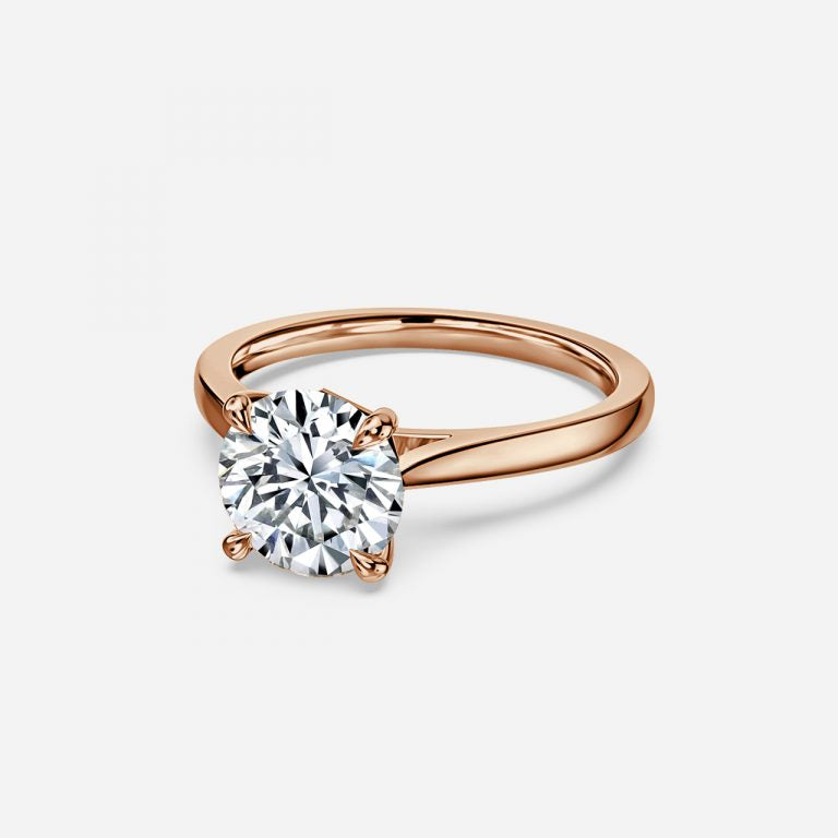 Round Cut Diamond Engagement Ring