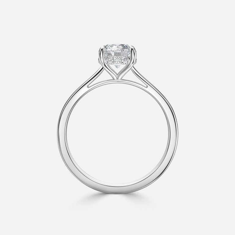 Round Cut Engagement Ring
