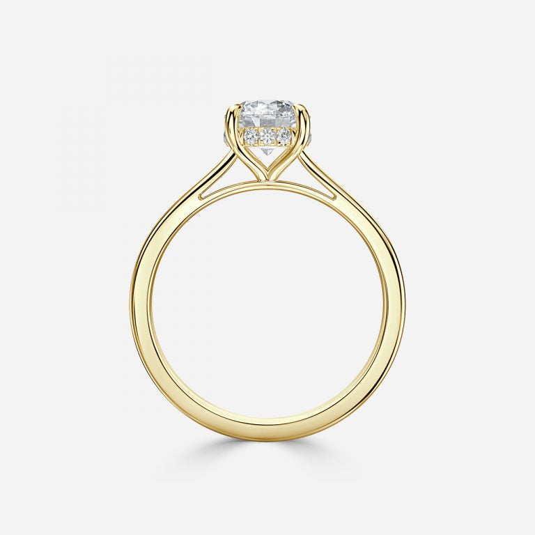 Round Cut Engagement Ring