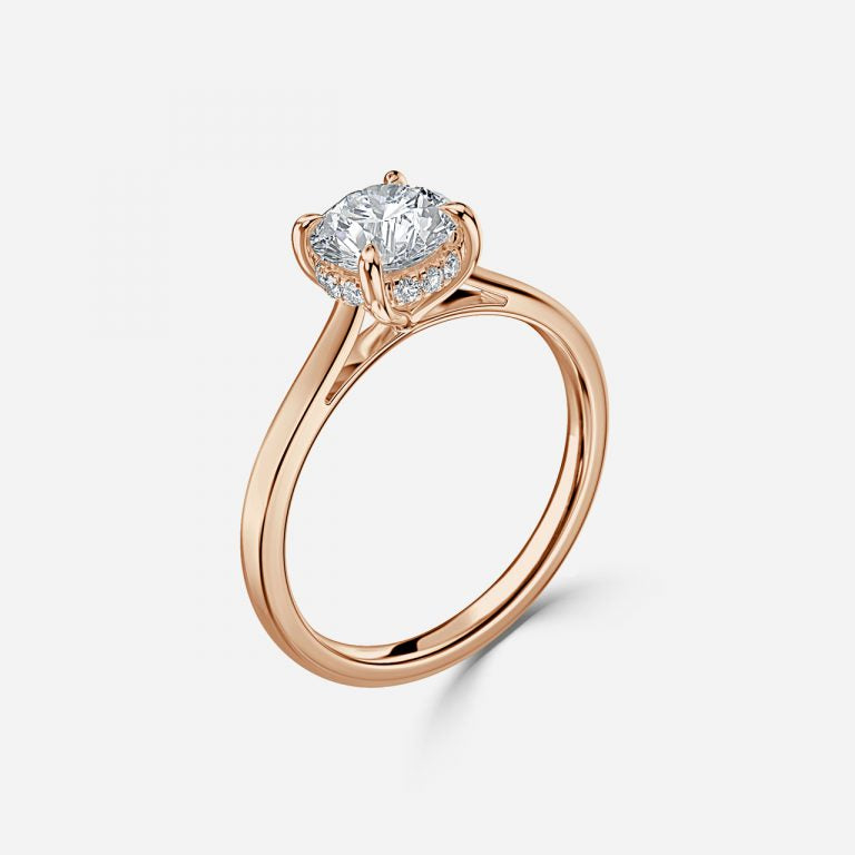 Round Cut Engagement Ring