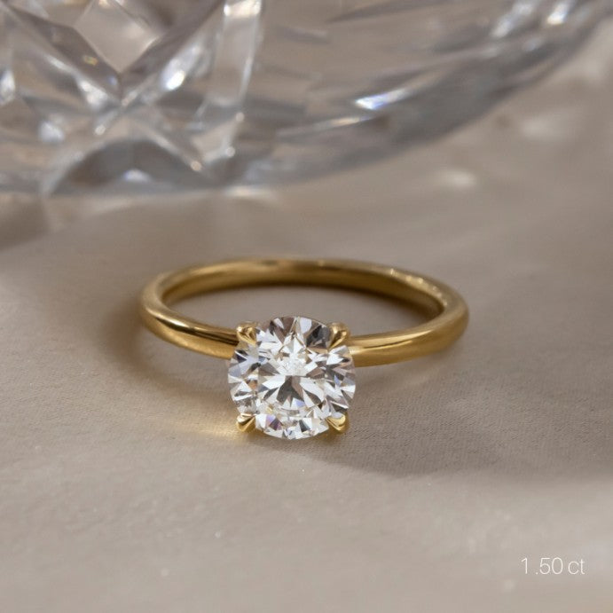 Round Cut Solitaire Engagement Ring