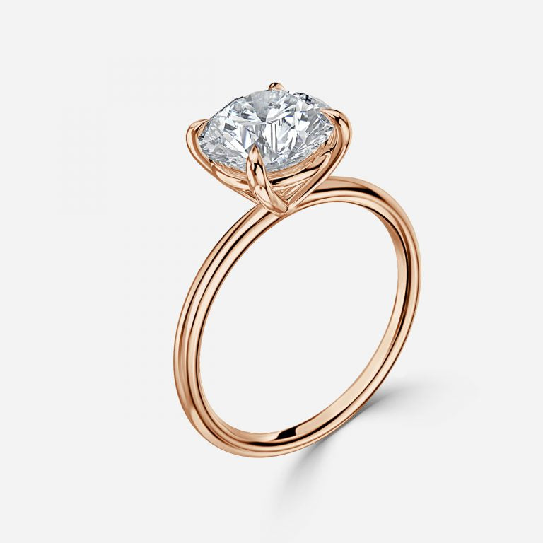 Round Cut Solitaire Engagement Ring