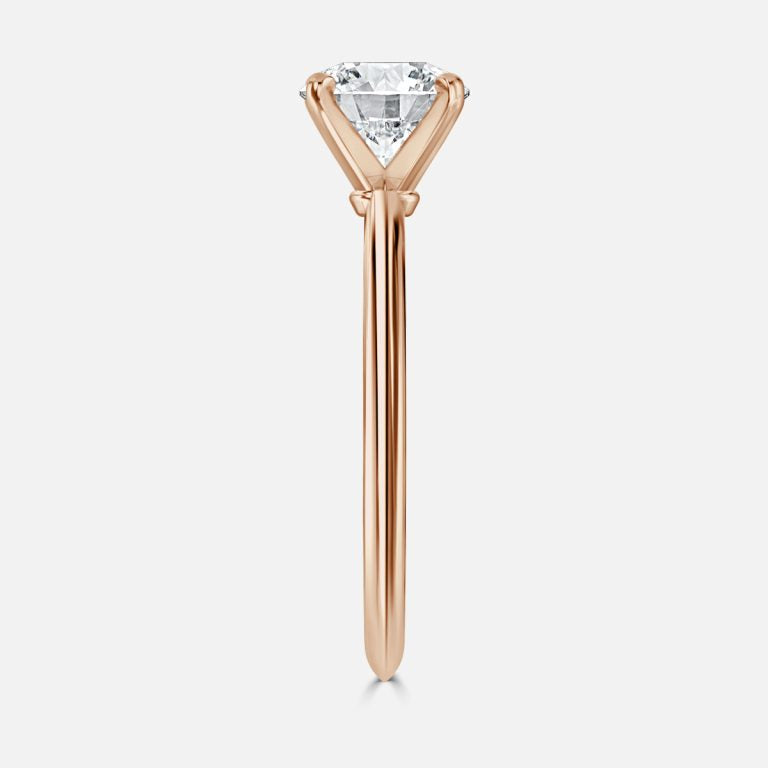 Round Cut Solitaire Engagement Ring