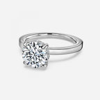 Round Cut Engagement Ring