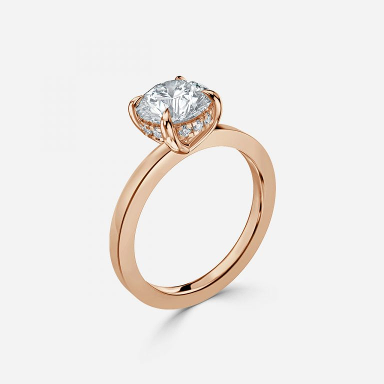 Round Cut Engagement Ring