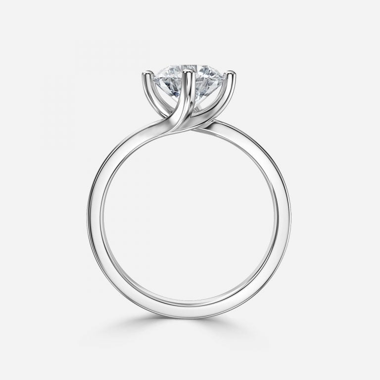 Round Cut Diamond Solitaire Engagement Ring