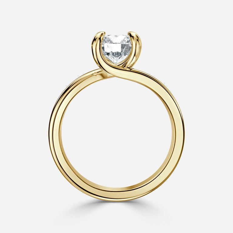 Round Cut Diamond Solitaire Engagement Ring