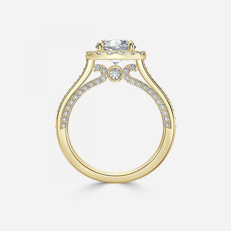 Round Cut Halo Engagement Ring
