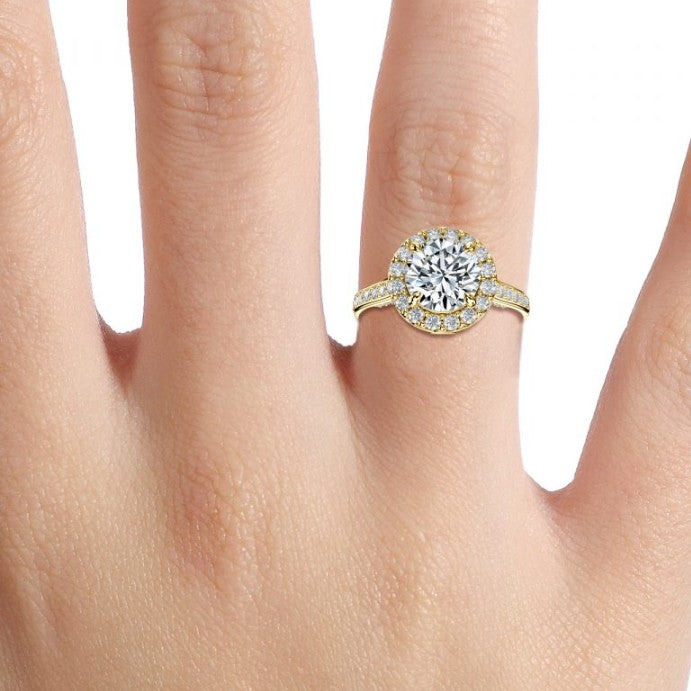 Round Cut Halo Engagement Ring