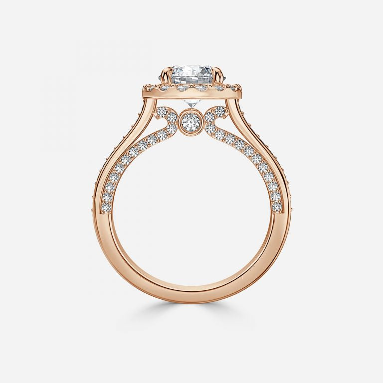 Round Cut Halo Engagement Ring
