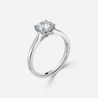 Round Brilliant Cut Solitaire Engagement Ring
