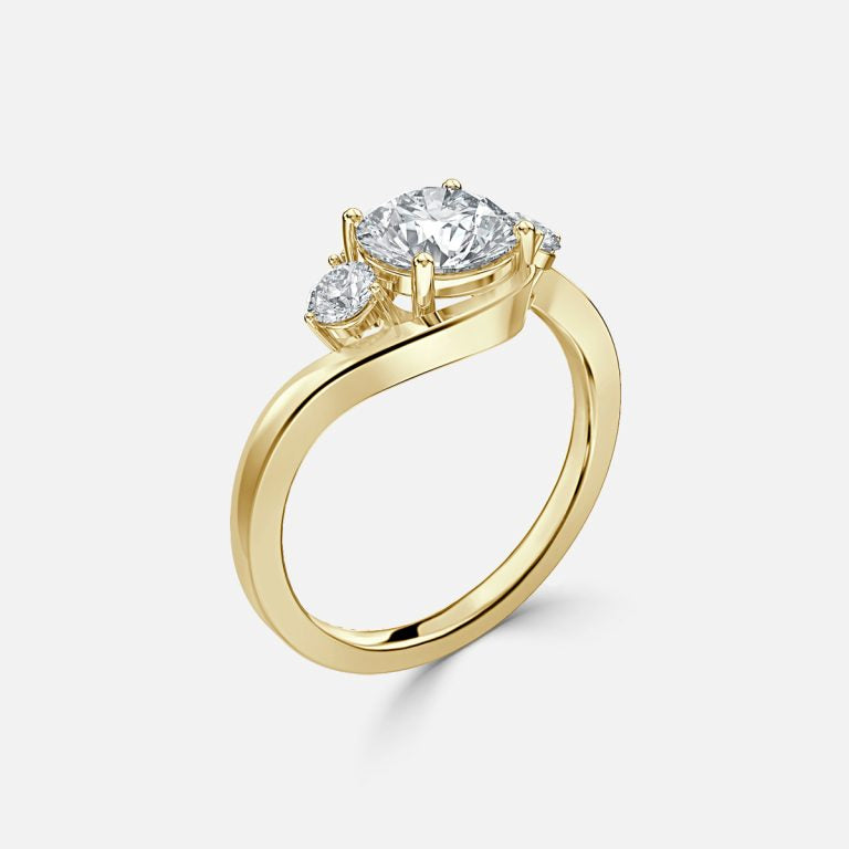 Round Cut Diamond Engagement Ring