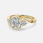 Round Cut Diamond Engagement Ring