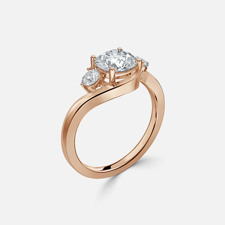 Round Cut Diamond Engagement Ring