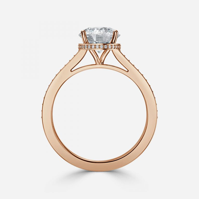 Elegant Round Cut Engagement Ring