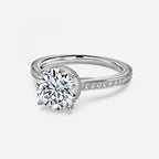 Elegant Round Cut Engagement Ring