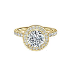 Round Cut Engagement Ring
