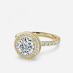 Round Cut Engagement Ring