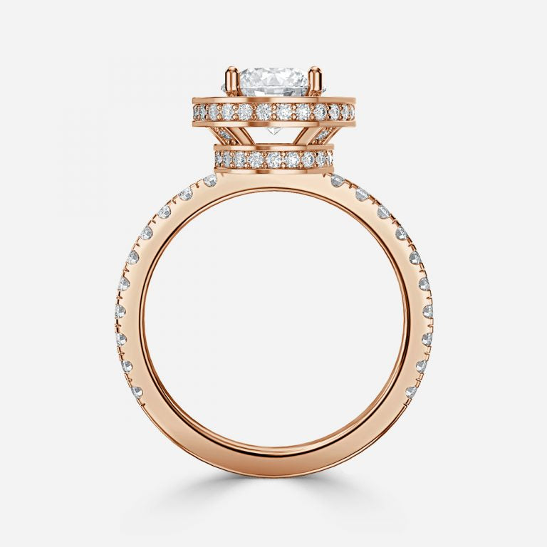 Round Cut Engagement Ring