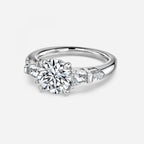 Round Cut Distinct and Elegant Engagement Ring