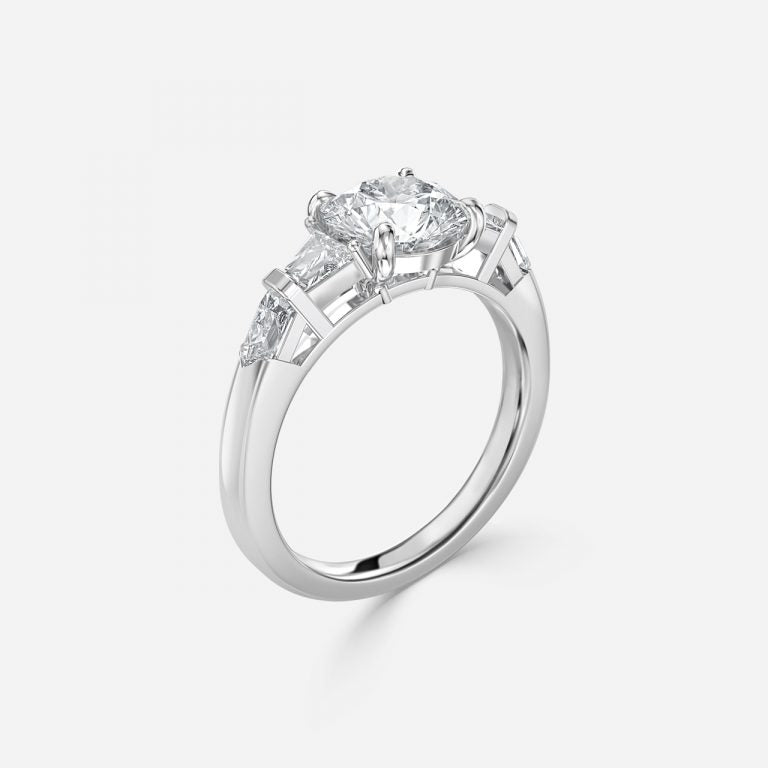 Round Cut Distinct and Elegant Engagement Ring