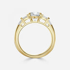 Round Cut Distinct and Elegant Engagement Ring